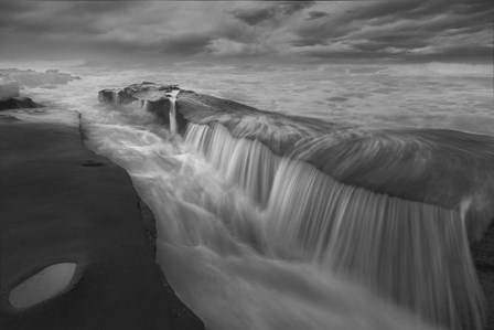 Cortina de Agua BW by Moises Levy art print